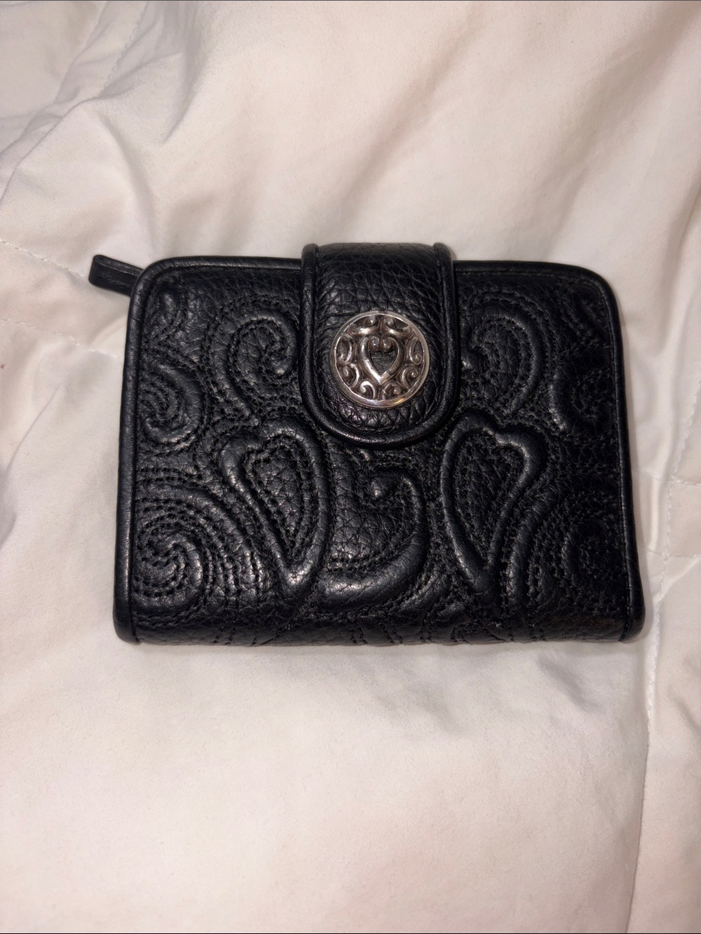RARE HTF Vintage Brighton Black Leather hearts Embossed Bifold Wallet